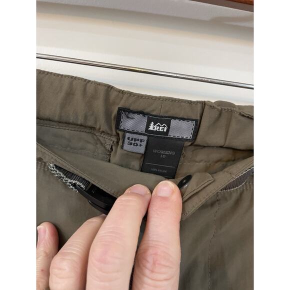 REI UPF 30 Belted Denali Pants Womens Brown Nylon 6 Pocket Roll Hem Sz 10 Hiking - Picture 7 of 9